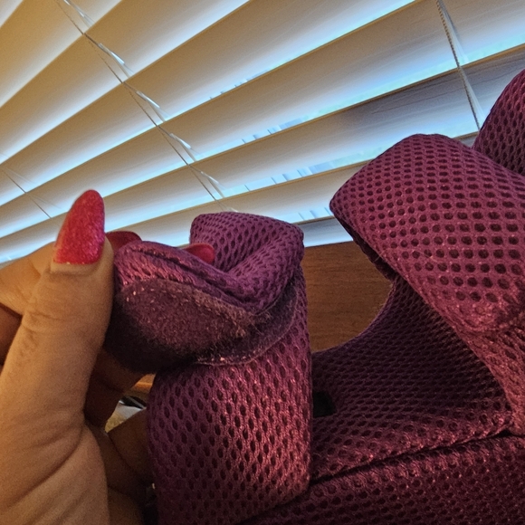 Brand SHEIN! RICH PURPLE SLIP ON HIGH WEDGE  SANDALS! SIZE 37 EUR., 6 1/2USA! - Picture 5 of 8